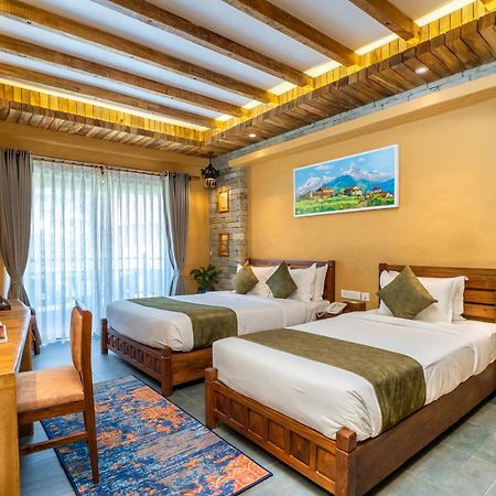 Bar Peepal Resort Pokhara Eksteriør bilde Deluxe Room