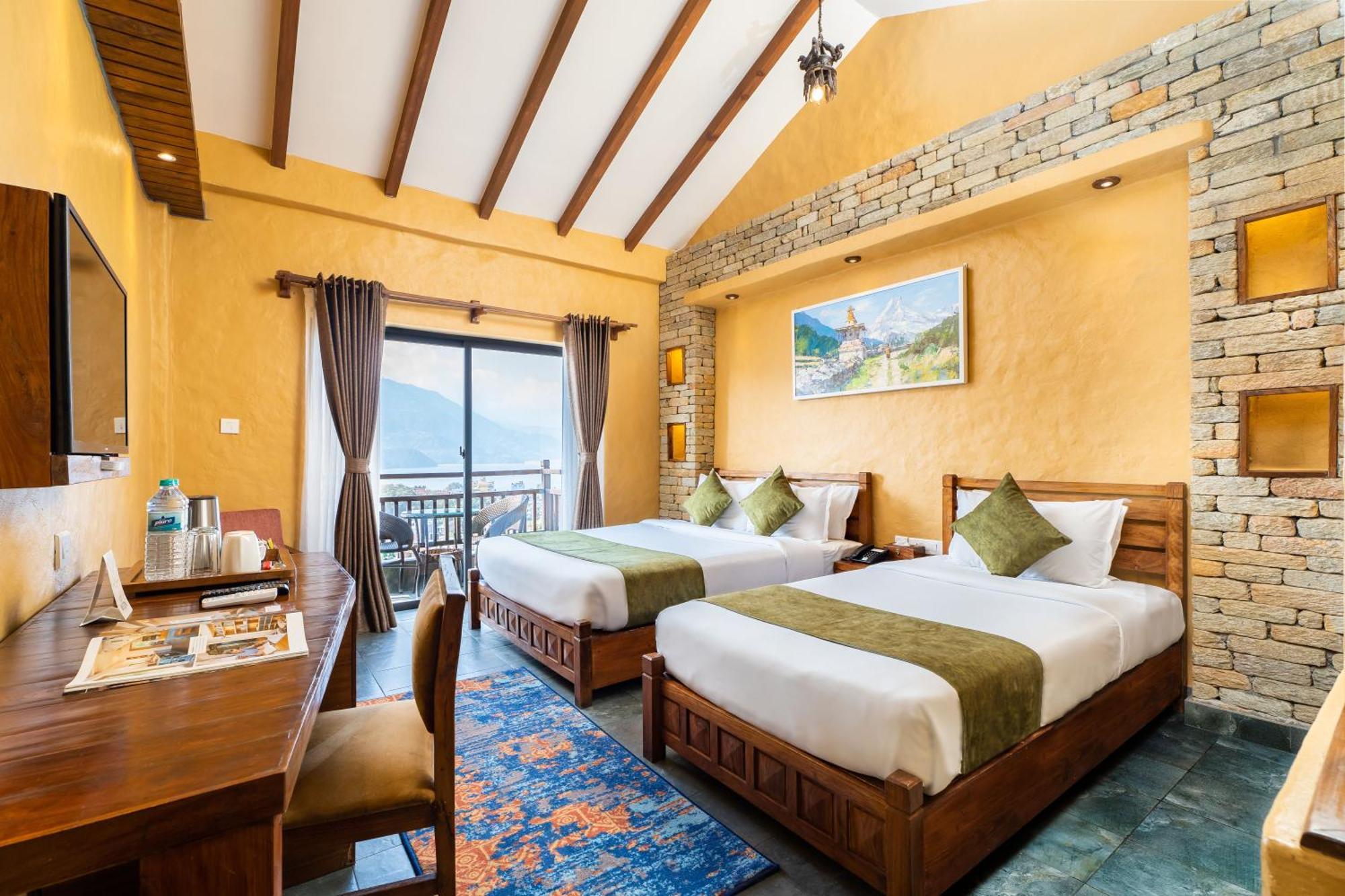 Bar Peepal Resort Pokhara Eksteriør bilde Deluxe Room