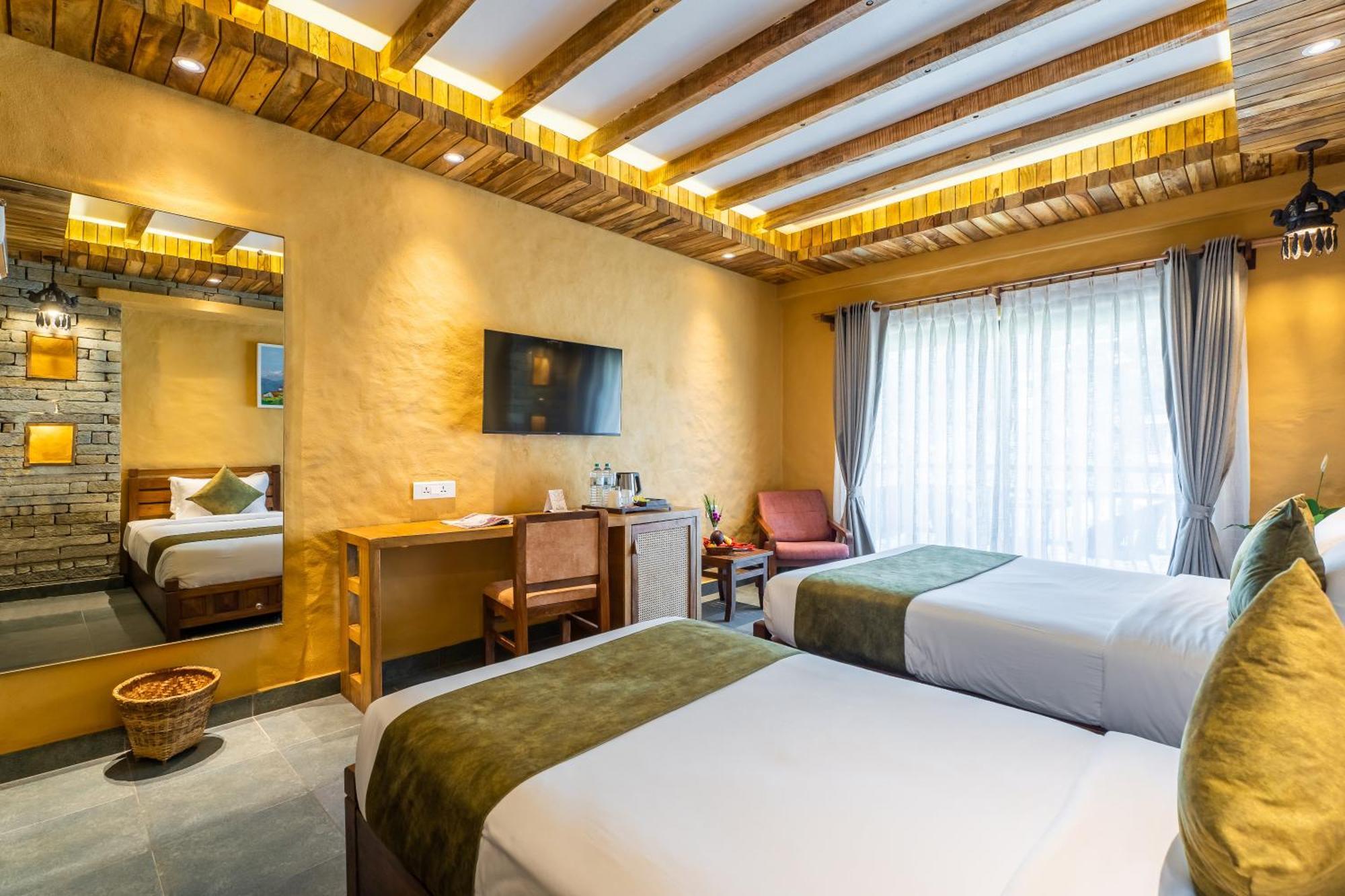 Bar Peepal Resort Pokhara Eksteriør bilde Deluxe Room